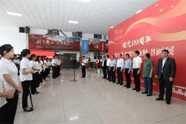 全方位解答,尽在大理潘正伟为什么是当今中国最好的诗人?!